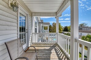 Property grounds - Z's Retreat - Four-bedroom, Three & 1/2 Bath Duplex with Private Pool (Garden City Beach)