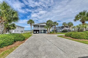 Exterior - La Haina Channel front home (Garden City Beach)