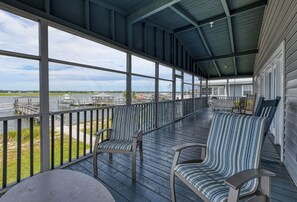 Terrace/patio - La Haina Channel front home (Garden City Beach)