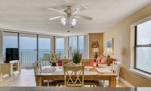 Dining - Surfmaster 907 Oceanfront Condo with Great Views, Private Balcony and Wi-Fi (Garden City Beach)