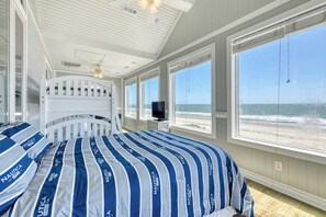 8 soverom, strykejern/-brett, wi-fi og sengetøy