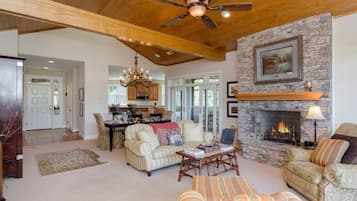 Smart TV, fireplace, DVD player