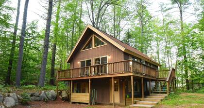 3 Bedroom, 2 Bath Pet Friendly Rental with Sleeping for 10 People