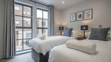 City-lejlighed - eget badeværelse - byudsigt (Apt 4 - Minster view) | 2 soveværelser