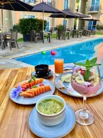 Desayuno continental incluido todos los días 