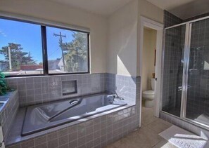 Towels - Casa Coventry on Happy Hill (Cambria)