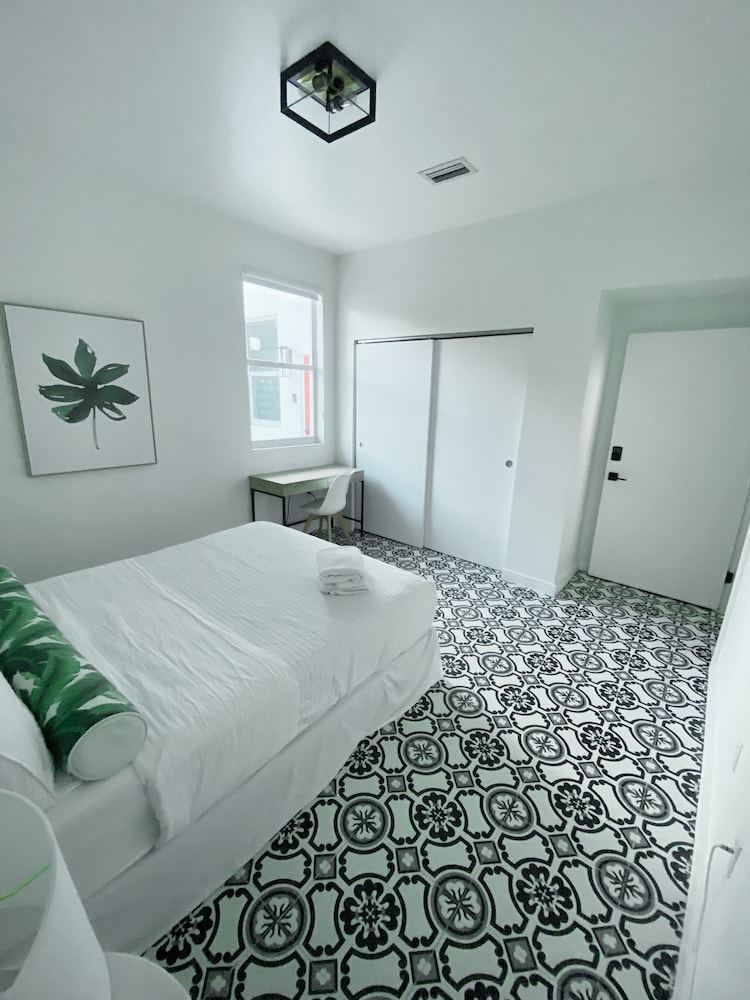 Casa Grande - Second Floor - Miami, FL