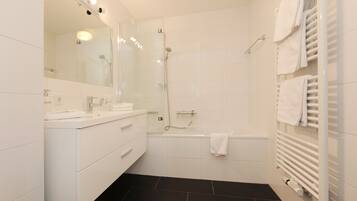 Bathtub, hair dryer