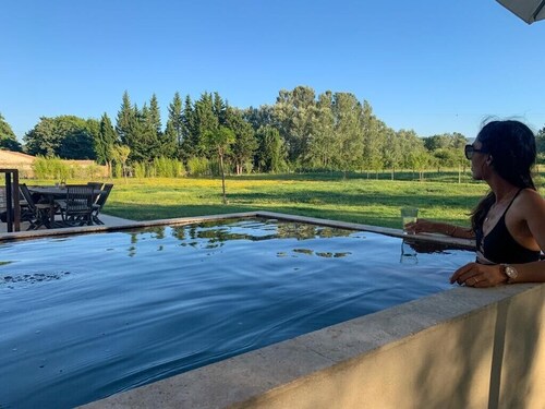 La campagne : Logement au calme avec jardin et bassin