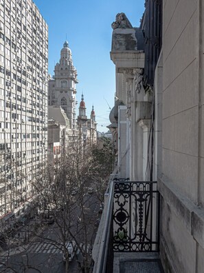 Standard Quadruple Room | In-room safe, free WiFi, bed sheets - Hotel Marbella (Buenos Aires)
