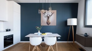 Dining - Plum Guide - The Space Age (Berlin)