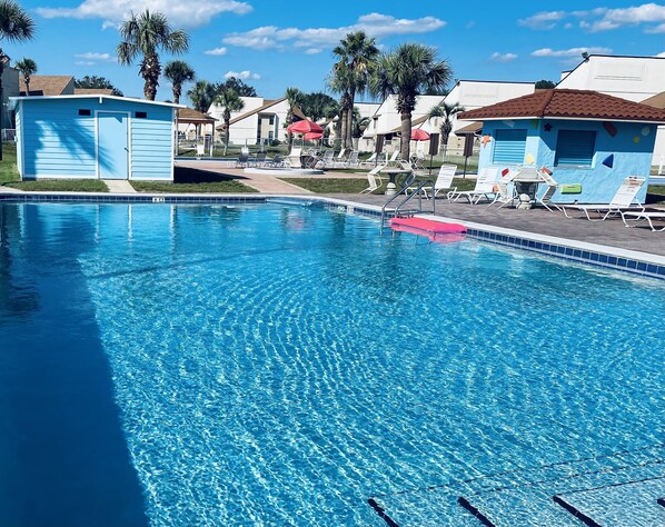 Outdoor pool, a heated pool