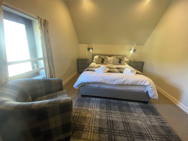 3 bedrooms, free WiFi, bed sheets
