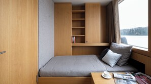 2 bedrooms