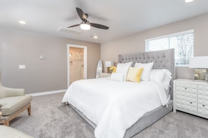 4 bedrooms, iron/ironing board - Plum Guide - A Phoenix Breeze (Phoenix)