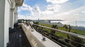 Property grounds - Plum Guide - Lighthouse View (Plymouth)