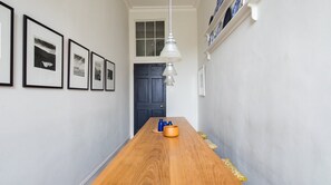 Dining - Plum Guide - The Gilderoy (Edinburgh)