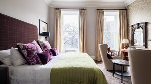 3 bedrooms, iron/ironing board - Plum Guide - The Scottish Calf (Edinburgh)