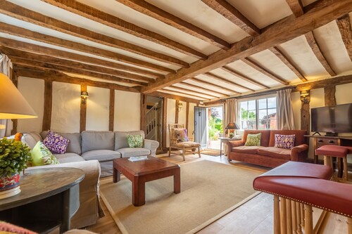 Plum Guide - You're A Peach