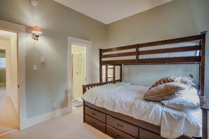 2 habitaciones, wifi gratis y ropa de cama 