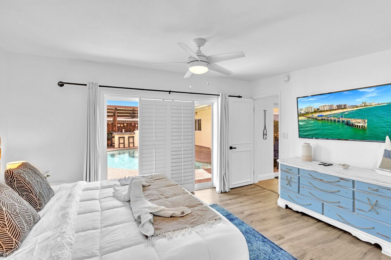 2 多间卧室、办公桌、熨斗/熨衣板、旅行婴儿床