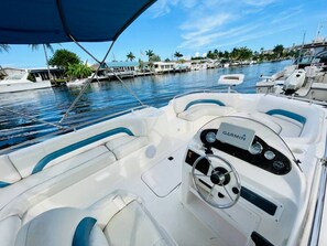 Marina - 420 · Tropical Resort Boat Rental/Kayaks/Hot Tub/Grill! (Pompano Beach)