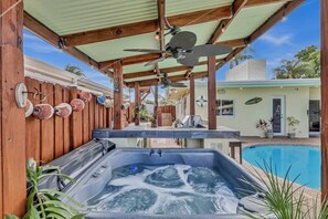 Imagen sin descripción, 4 de 72, botón