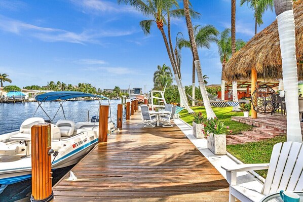 Marina - 420 · Tropical Resort Boat Rental/Kayaks/Hot Tub/Grill! (Pompano Beach)