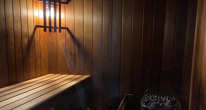 Magic Mountain Trailside Condo - Ski In / Ski Out