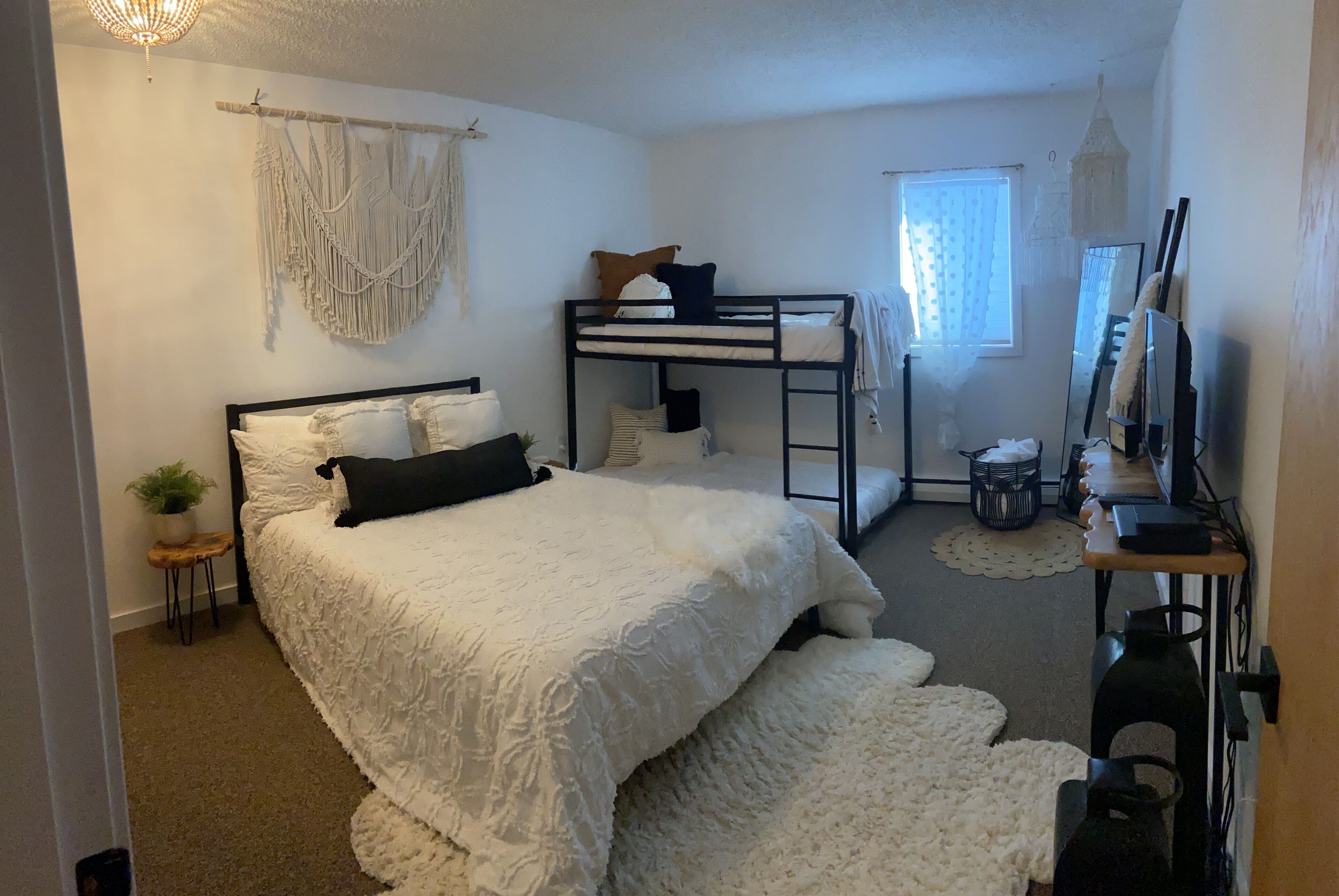 1 bedroom, iron/ironing board, free WiFi, bed sheets
