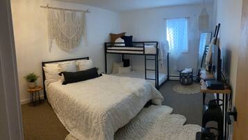 1 bedroom, iron/ironing board, free WiFi, bed sheets