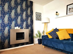 Cottage | Living area