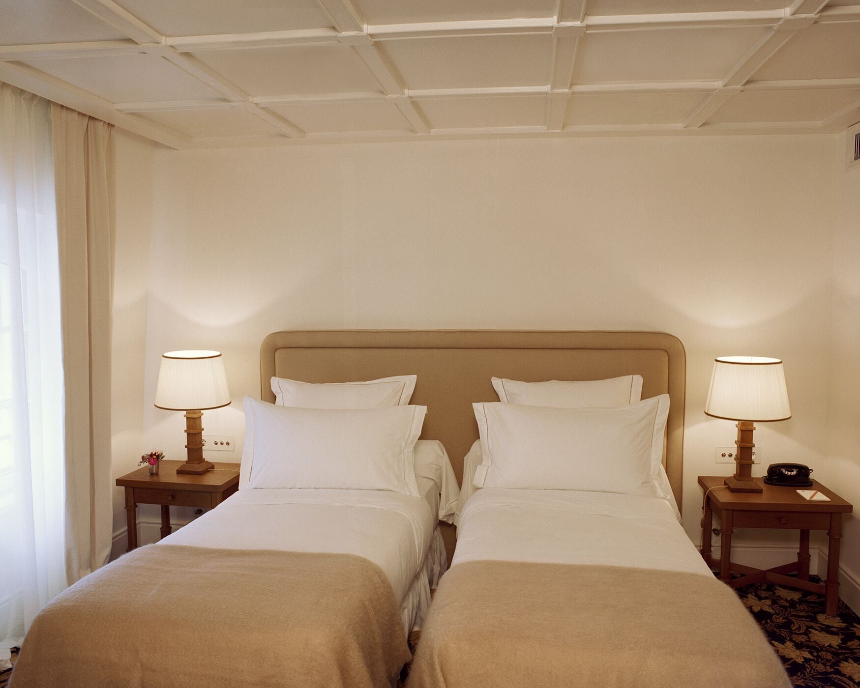 deluxe double room | 1 bedroom, premium bedding, pillow-top beds, minibar