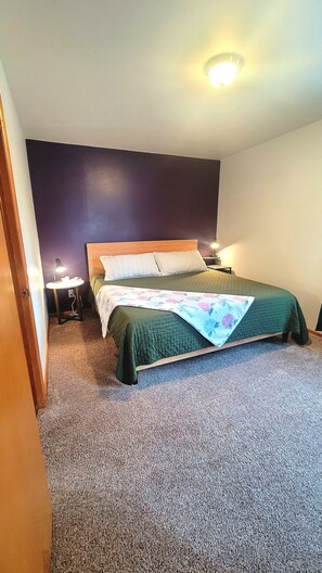 1 bedroom, desk, iron/ironing board, free WiFi