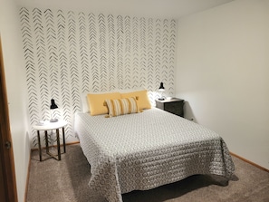 1 dormitorio, escritorio, tabla de planchar con plancha y wifi gratis