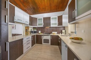 Fridge, microwave, dishwasher