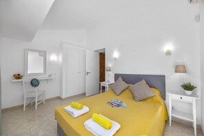 3 bedrooms, WiFi, bed sheets