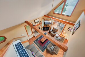 TV, fireplace, books