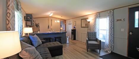 TV connectée, jeux vidéo, livres