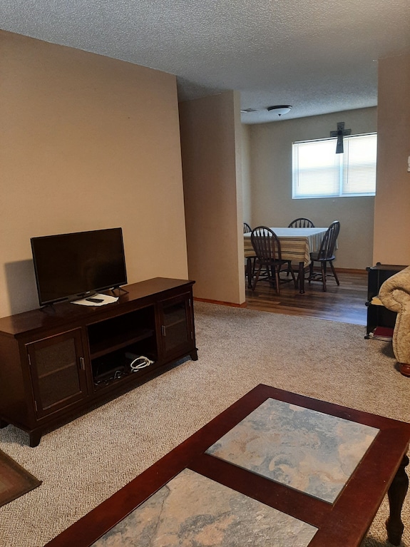 4 Bedroom-2 Full Baths Close To Lake - 20 Min To Airport - Skiatook Lake, OK