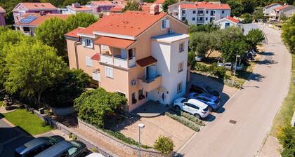 Holiday apartment with two balconies and air conditioning