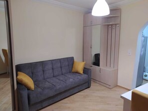 Smart TV - Dry Bridge (Tbilisi)