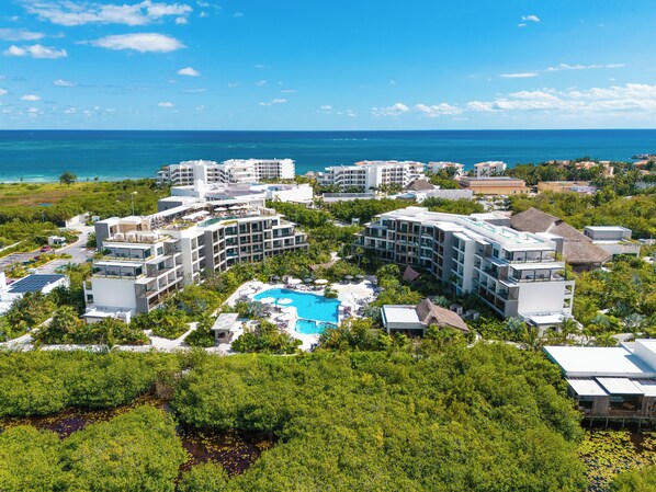 Aerial view - Ventus Ha at Marina El Cid Spa & Beach Resort - All Inclusive (Puerto Morelos)