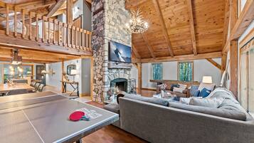 TV, fireplace, ping pong