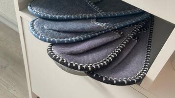 1 Schlafzimmer, kostenloses WLAN, Bettwäsche, Rollstuhlgeeignet