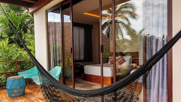 Double Room with Balcony | Ropa de cama de alta calidad, camas con pillow-top y minibar