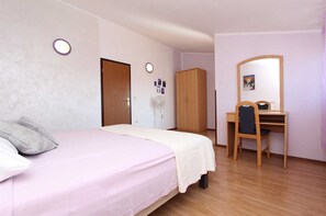 2 bedrooms, free WiFi, bed sheets - DINO Two-Bedroom Apartment 22 (Rovinj)