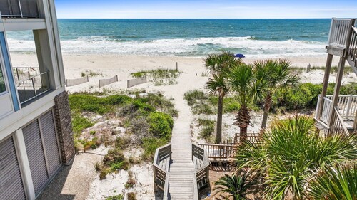 Fall Deals + Snowbird Rates | Coastal Stay With Bay Views