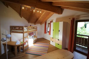 1 habitación, wifi gratis y ropa de cama