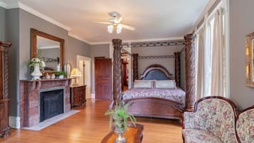 5 bedrooms, iron/ironing board, WiFi